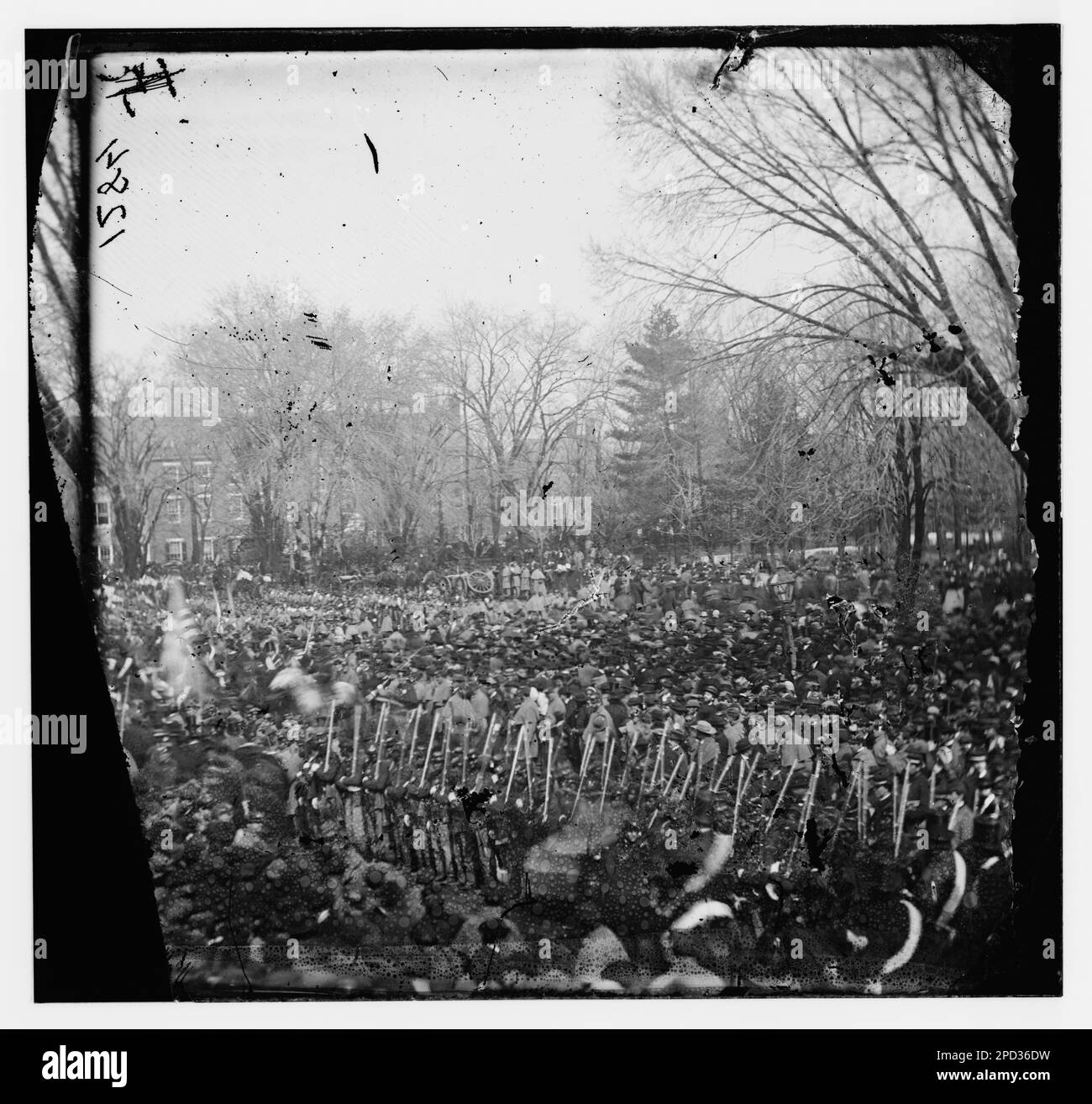 Washington, Distretto di Columbia. Folla alla seconda inaugurazione del presidente Abraham Lincoln. Fotografie della guerra civile, 1861-1865 . Lincoln, Abraham, 1809-1865, Inaugurations, gli Stati Uniti, Storia, Guerra civile, 1861-1865. Foto Stock