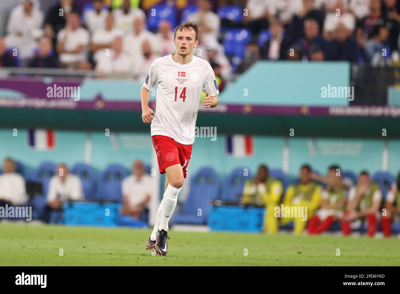 Doha, Qatar. 26th Nov 2022. Mikkel Damsgaard di Danimarca in azione durante la Coppa del mondo FIFA Qatar 2022 Match tra Francia e Danimarca allo Stadio 974. Punteggio finale: Francia 2:1 Danimarca. (Foto di Grzegorz Wajda/SOPA Images/Sipa USA) Credit: Sipa USA/Alamy Live News Foto Stock