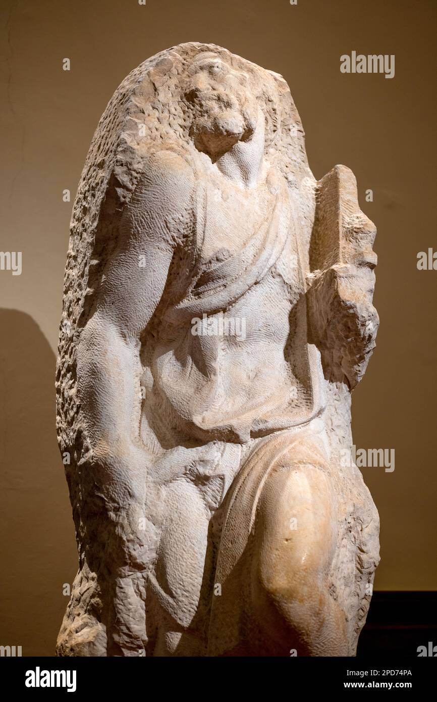 La scultura incompiuta di Michelangelo dell'apostolo San Matteo era destinata ad una serie di sculture apostole nel coro della Cattedrale di Firenze Foto Stock
