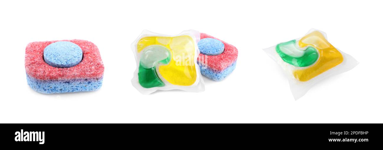 Set con compresse detergenti per lavastoviglie e capsule di gel su sfondo bianco. Design del banner Foto Stock