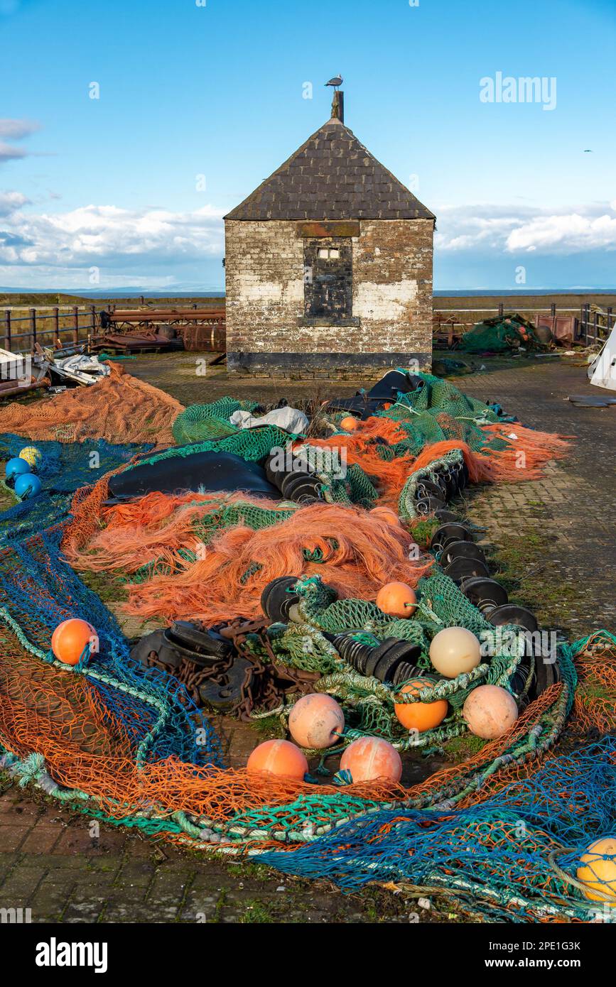 Reti e attrezzature da pesca, Maryport, Cumbria, UK Foto Stock