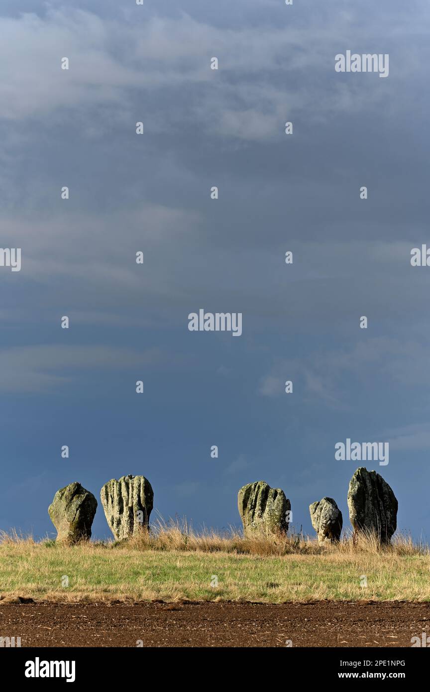 Duddo Five Stones, cerchio di pietra, conosciuto anche con altri nomi tra cui 'le pietre Singing', 'le pietre Duddo' e 'le donne' Foto Stock