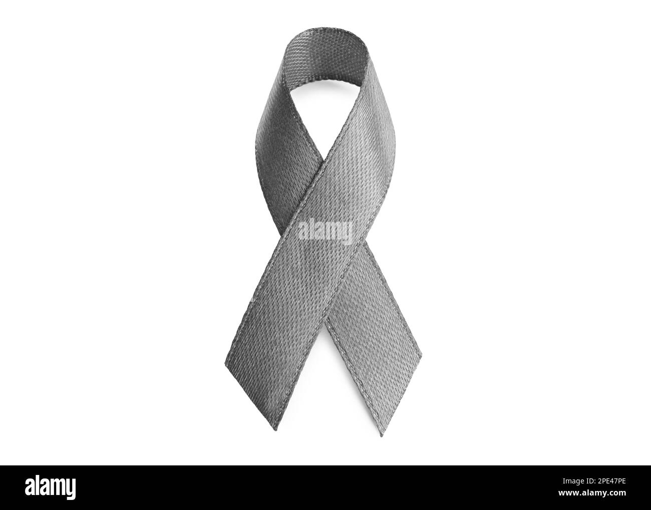 Nastro grigio isolato su bianco. Giornata mondiale del cancro Foto Stock