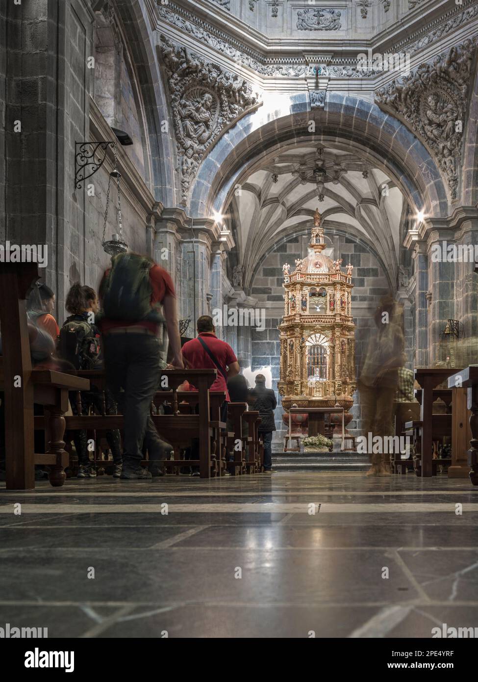 Lignum Crucis reliquia, più grande pezzo noto della croce dove Gesù Cristo è morto nel monastero di Santo Toribio de Liebana, Camaleño, Cantabria, SPAGNA Foto Stock