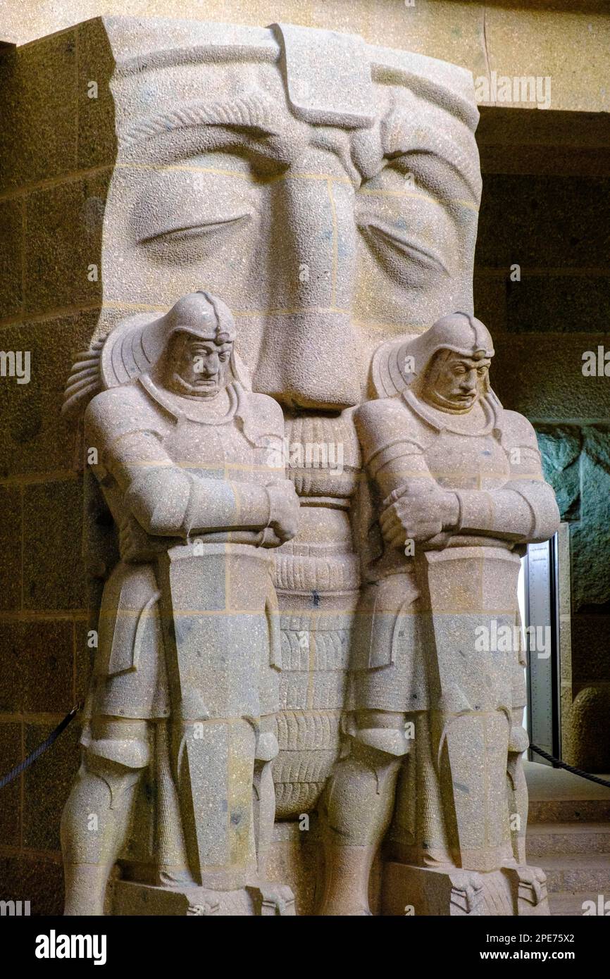 Hall of Fame con sculture colossali, Monumento alla Battaglia delle Nazioni, Lipsia, Sassonia, Germania Foto Stock