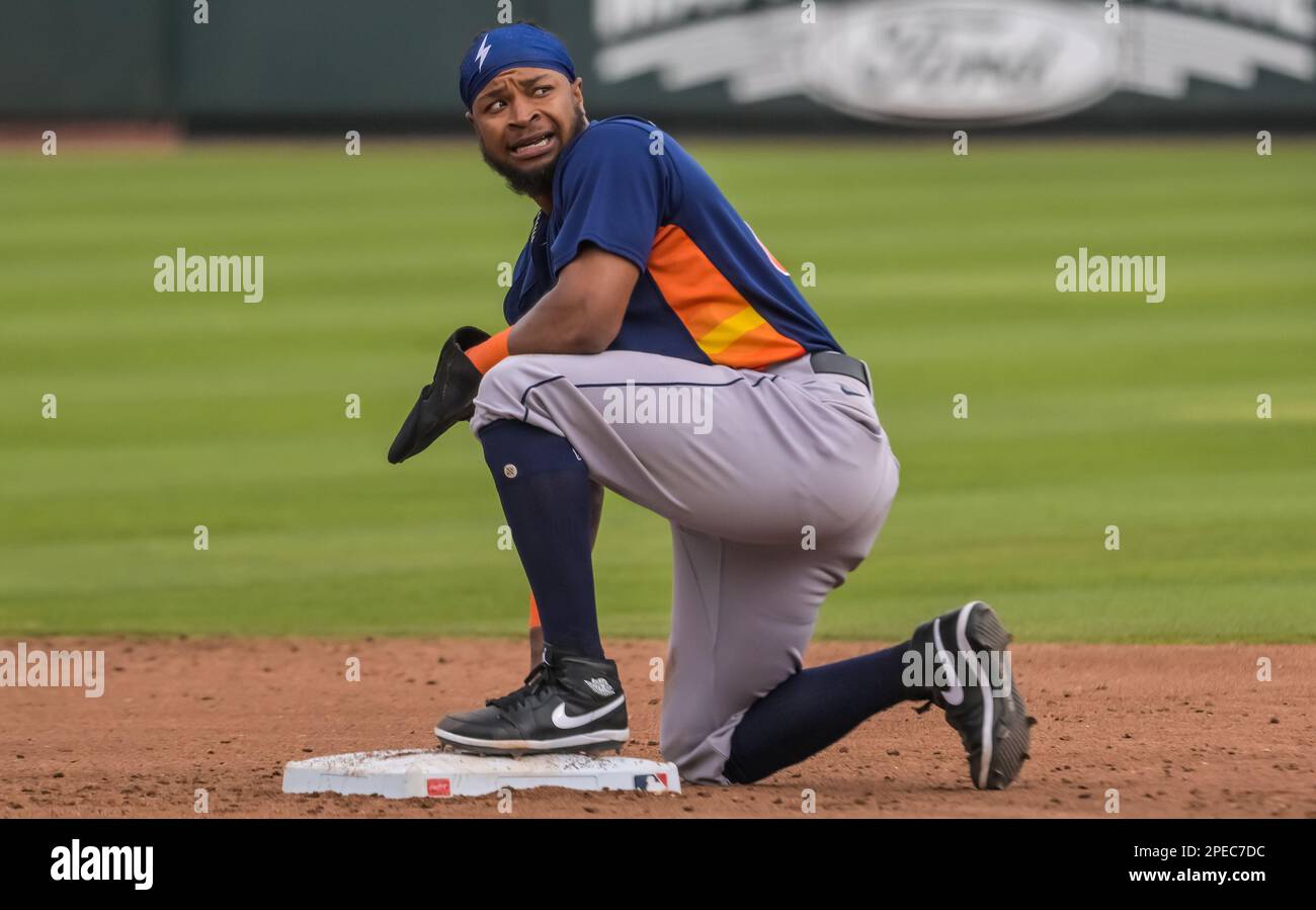 North Port, Stati Uniti. 15th Mar, 2023. Il Corey Julks di Houston Astros ruba la seconda base durante il secondo inning di una partita di baseball di allenamento primaverile contro gli Atlanta Braves al CoolToday Park a North Port, Florida, mercoledì 15 marzo 2023. Foto di Steve Nesius/UPI Credit: UPI/Alamy Live News Foto Stock