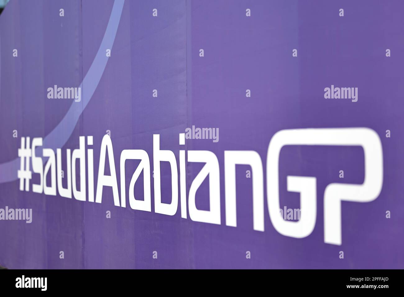 Jeddah, Arabia Saudita. 17th Mar, 2022. JEDDAH, ARABIA SAUDITA, circuito Corniche, 17. Marzo: Logo GP durante il Gran Premio dell'Arabia Saudita di Formula uno al circuito di Jeddah Corniche il 17 marzo 2023. Formula 1 - F1 Motorsport, immagine a pagamento, foto e copyright © Jun QIAN ATP images (QIAN Jun/ATP/SPP) Credit: SPP Sport Press Photo. /Alamy Live News Foto Stock