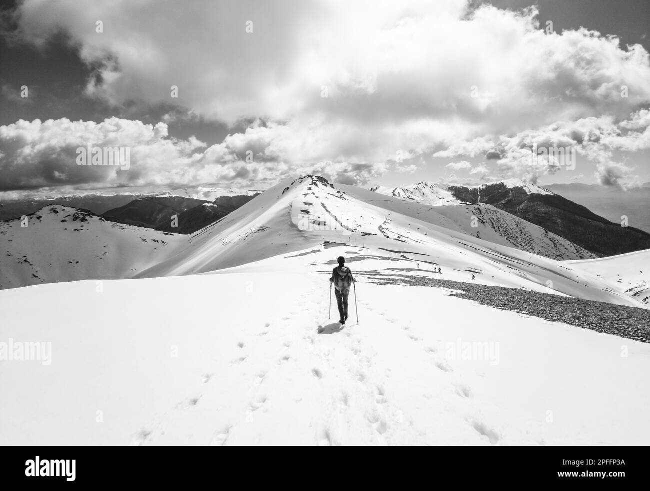 Campocatino e il Monte Crepacuore, Italia - le montagne innevate della provincia di Frosinone, nella regione Lazio, nei monti Ernici, famosi per lo sci Foto Stock