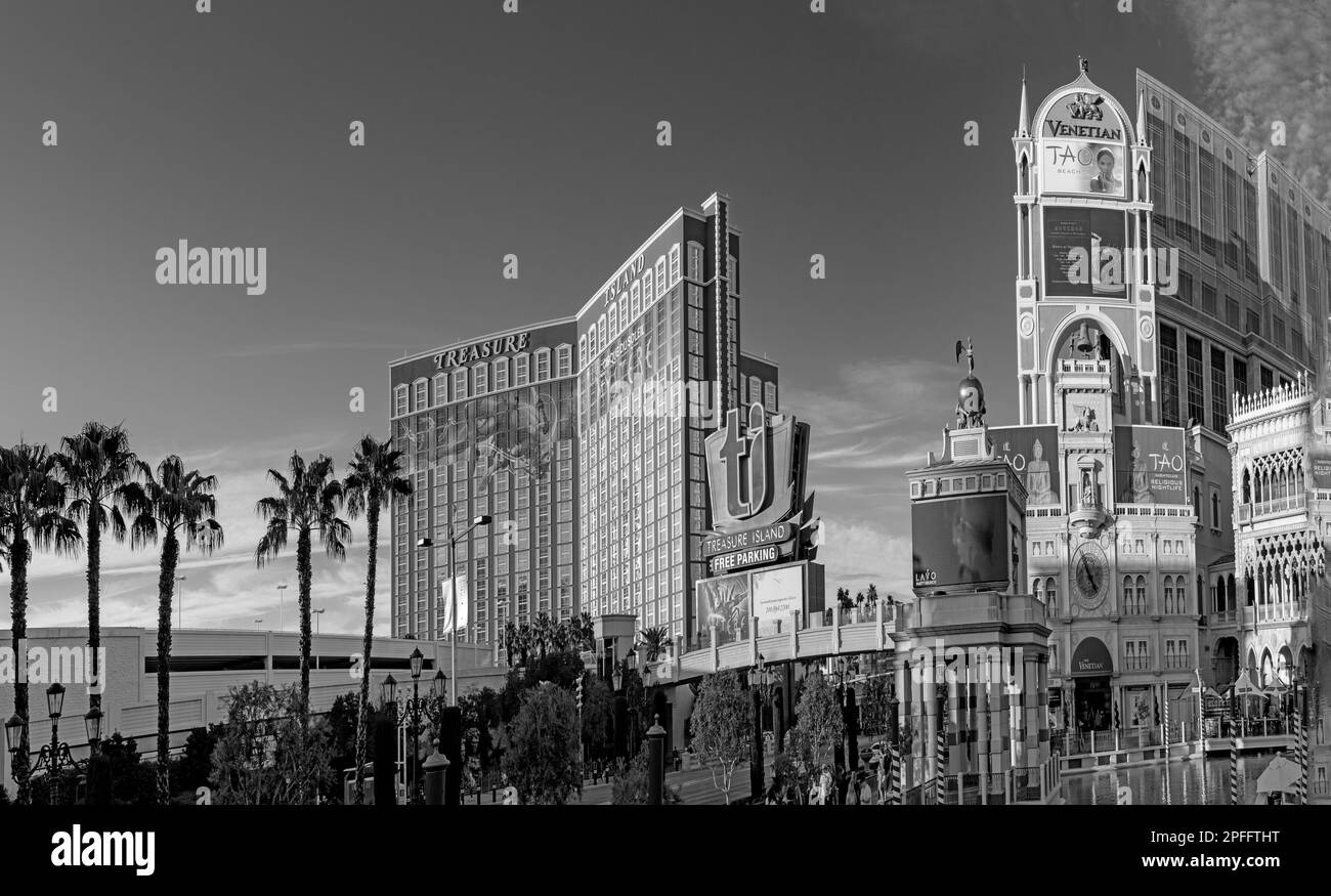 Las Vegas, USA - 9 marzo 2019: I turisti possono godersi un giro in gondola presso l'hotel e il casinò veneziano di Las Vegas, USA. Foto Stock