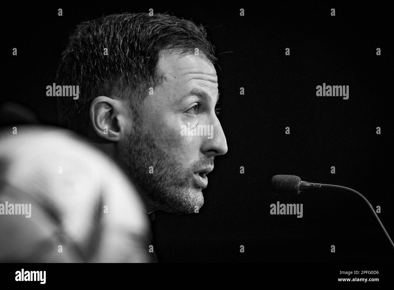 Germania, venerdì 17 marzo 2023, il capo allenatore belga Domenico Tedesco ha illustrato nel corso di una conferenza stampa della nazionale belga di calcio Red Devils per annunciare la selezione per le prossime partite contro Svezia e Germania, venerdì 17 marzo 2023, presso la sede centrale della Royal Belgian Football Association RBFA di Tubize. FOTO DI BELGA BRUNO FAHY Foto Stock