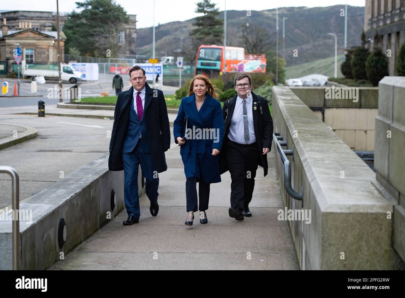 Edimburgo, Scozia, Regno Unito. 17th Mar, 2023. NELLA FOTO: L'Ash Regan MSP ha visto entrare nella St Andrews House di Edimburgo per incontrare il Segretario permanente del governo scozzese. Credit: Colin D Fisher/CDFIMAGES.COM Credit: Colin Fisher/Alamy Live News Foto Stock