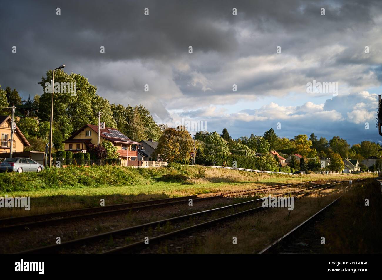 Rotaie ferroviarie alla stazione ferroviaria di merci alla periferia della città di Krasnystaw Foto Stock