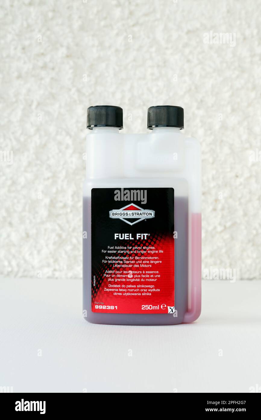 Additivo/stabilizzatore Briggs & Stratton Fuel Fit per mantenere fresco il carburante, Regno Unito, Europa Foto Stock