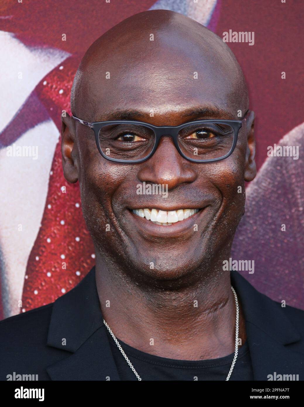 Westwood, Stati Uniti. 18th Mar, 2023. (FILE) Lance Reddick Dead a 60. WESTWOOD, LOS ANGELES, CALIFORNIA, USA - 20 AGOSTO: L'attore e musicista americano Lance Reddick (Lance Solomon Reddick) arriva al Los Angeles Premiere di "Angel has Fallen" di Lionsgate, che si tiene al Regency Village Theatre il 20 agosto 2019 a Westwood, Los Angeles, California, Stati Uniti. (Foto di Xavier Collin/Image Press Agency) Credit: Image Press Agency/Alamy Live News Foto Stock