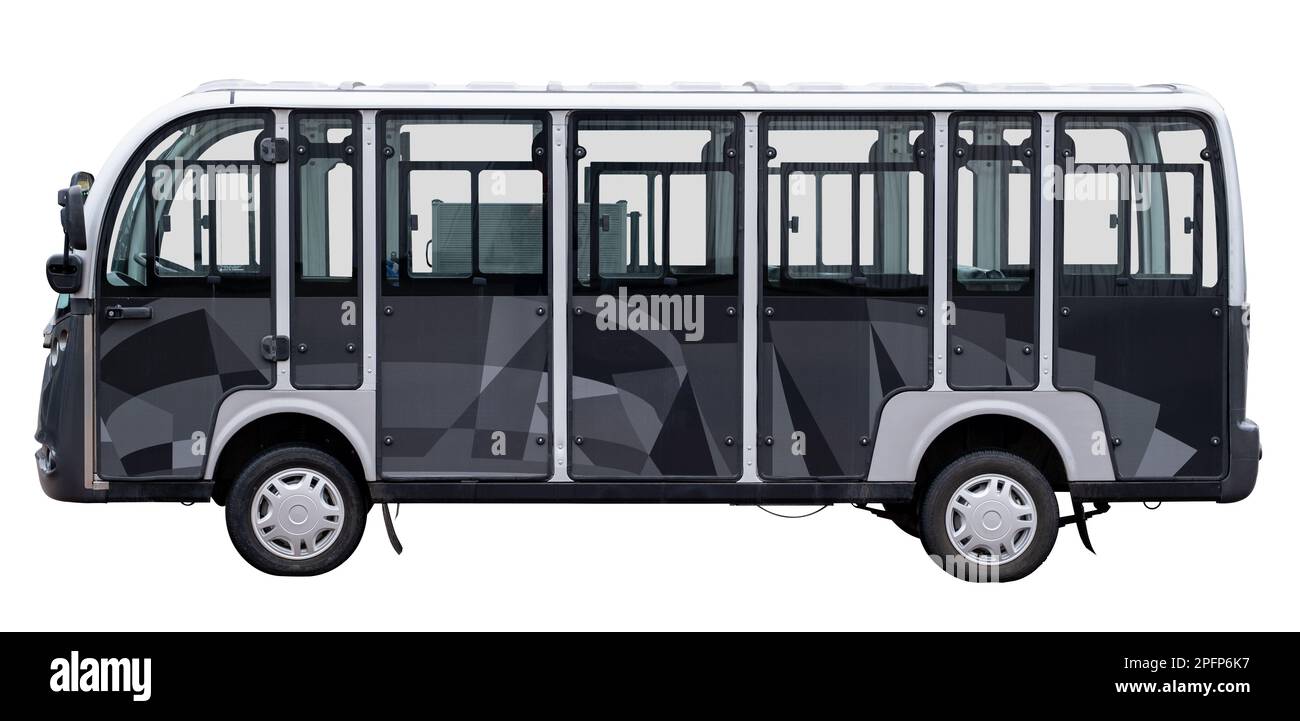 Un moderno veicolo elettrico da utilizzare come autobus di cortesia o navetta in un aeroporto o campus, o mezzi pubblici, isolati su uno sfondo bianco Foto Stock