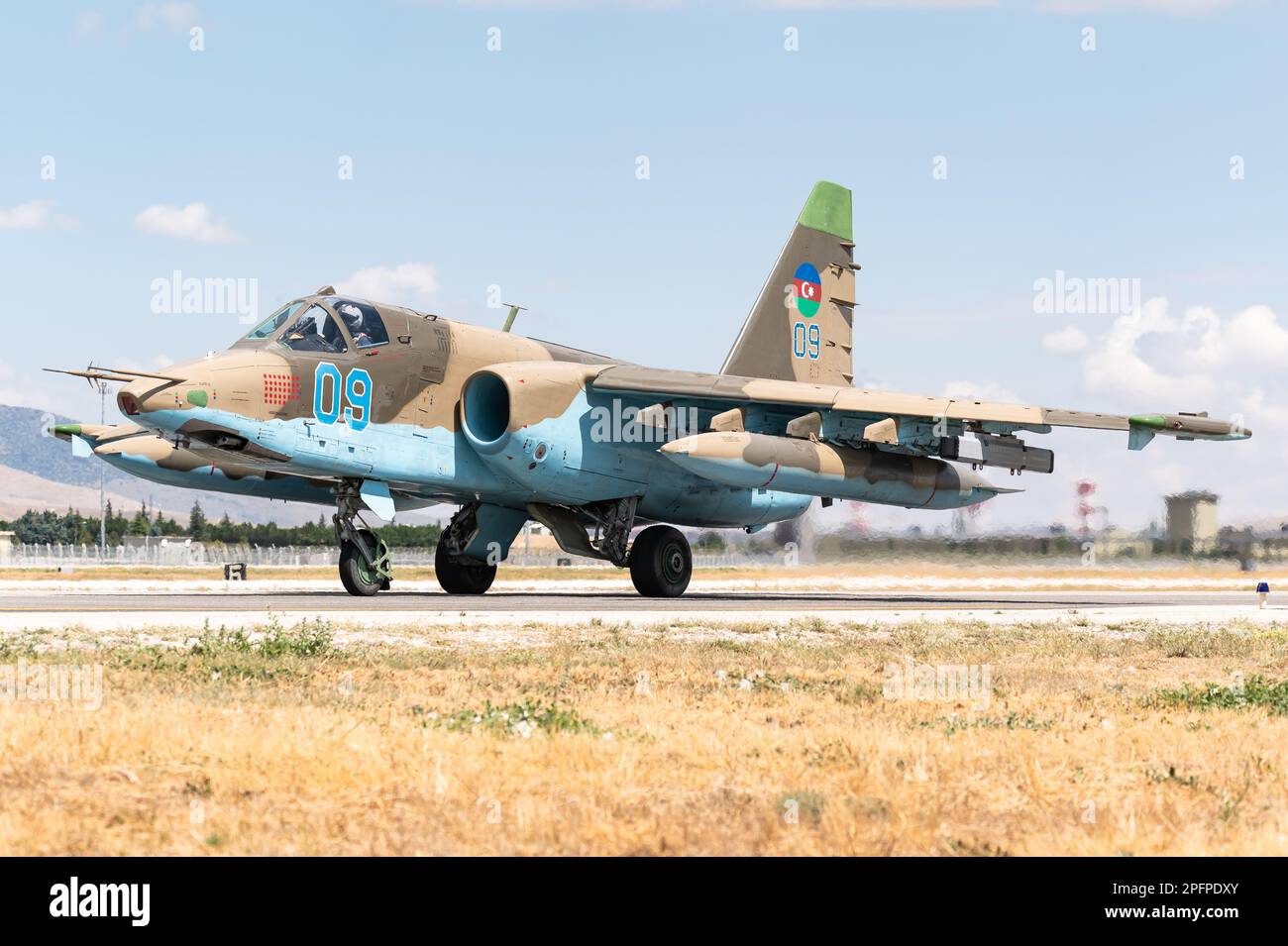 Un aereo da combattimento Sukhoi su-25 'Frogfoot' dell'Aeronautica militare azerbaigiana. Foto Stock