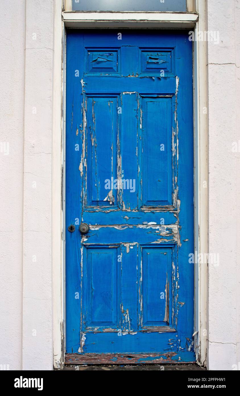 Porta blu sbiadita, Hull City, Humberdock, Inghilterra Foto Stock