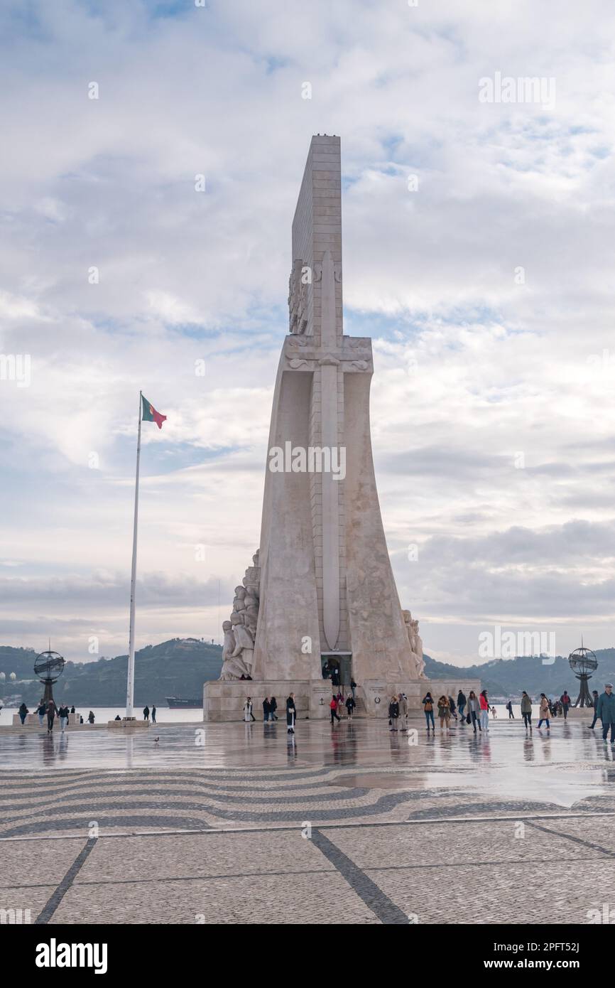 Lisbona, Portogallo - 4 dicembre 2022: Monumento alle scoperte portoghesi. Foto Stock