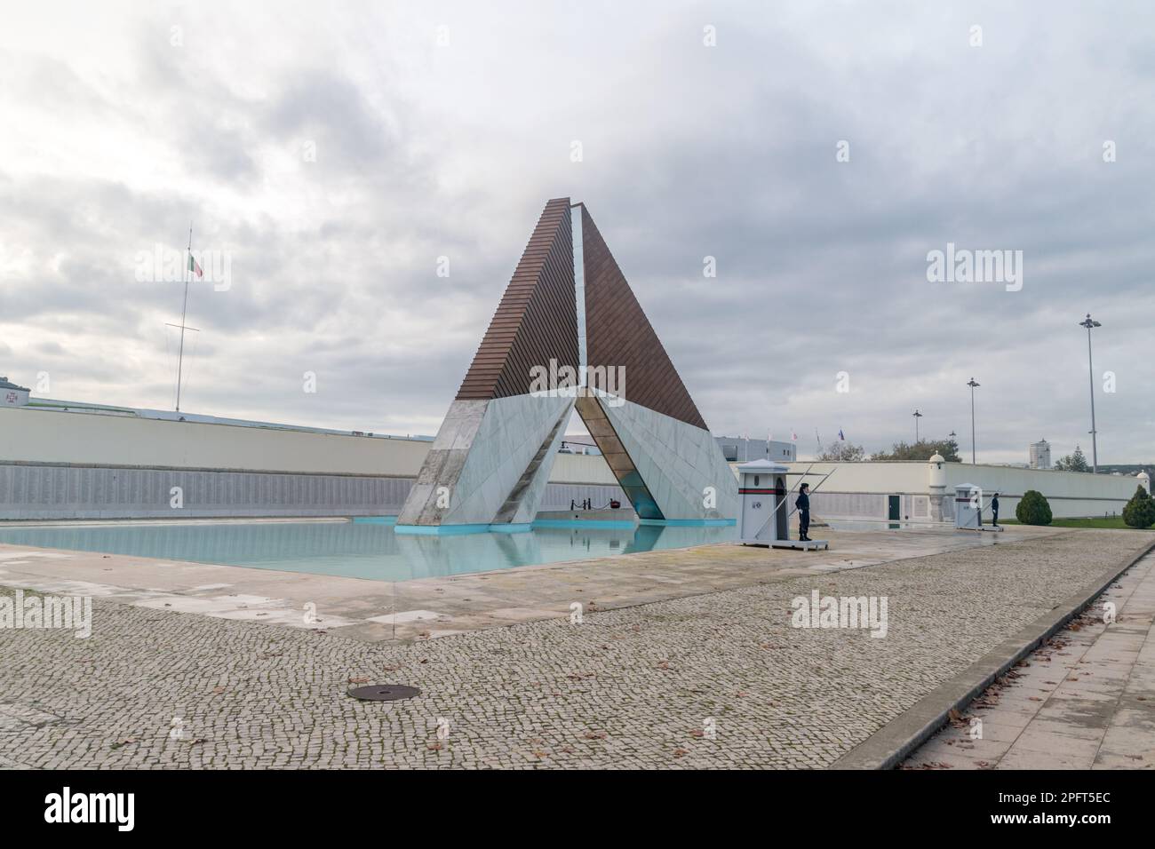 Lisbona, Portogallo - 4 dicembre 2022: Monumento ai combattenti d'oltremare (Monumento aos Combatentes do Ultramar). Foto Stock