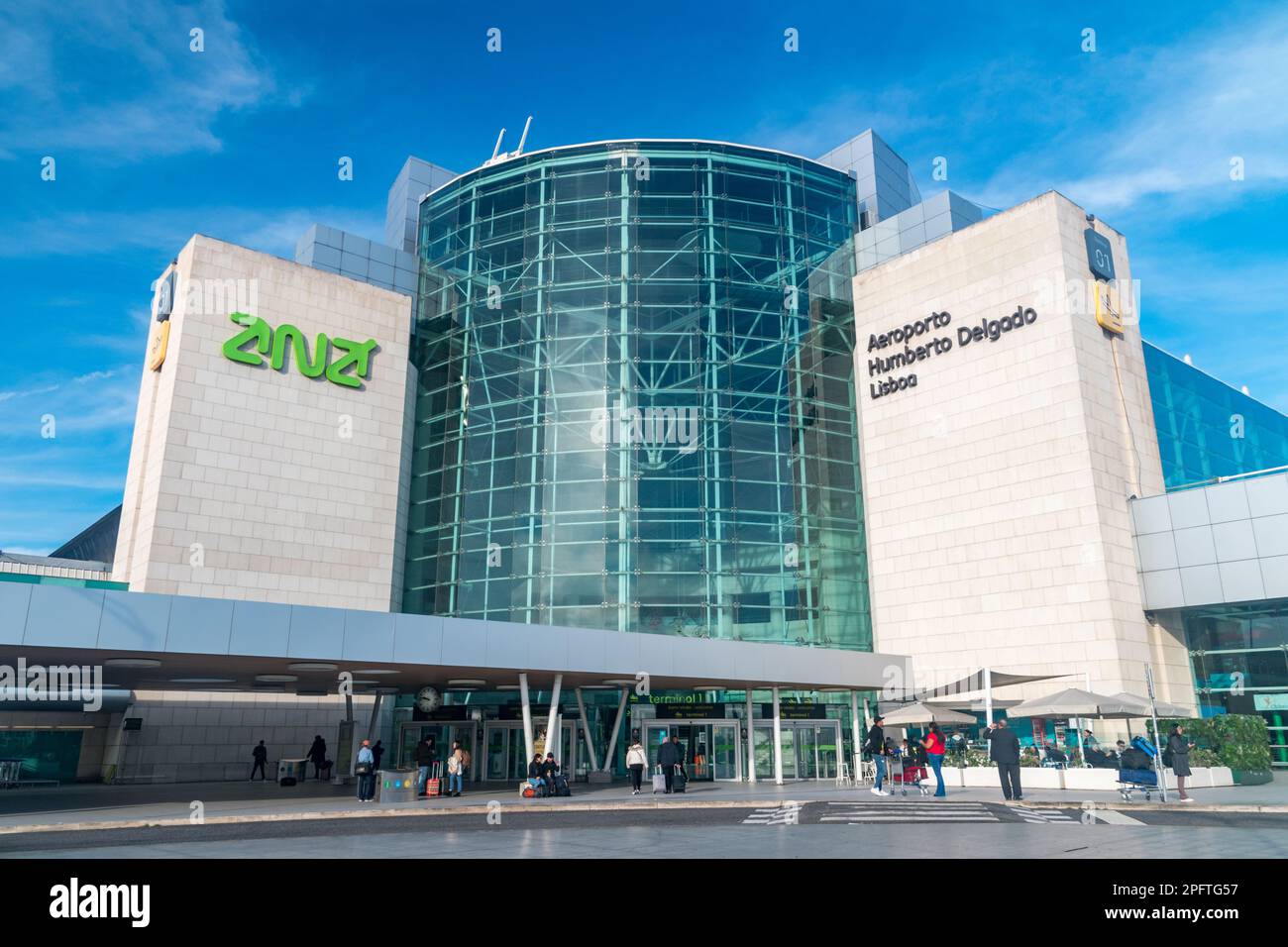 Lisbona, Portogallo - 6 dicembre 2022: Aeroporto di Humberto Delgado. Foto Stock