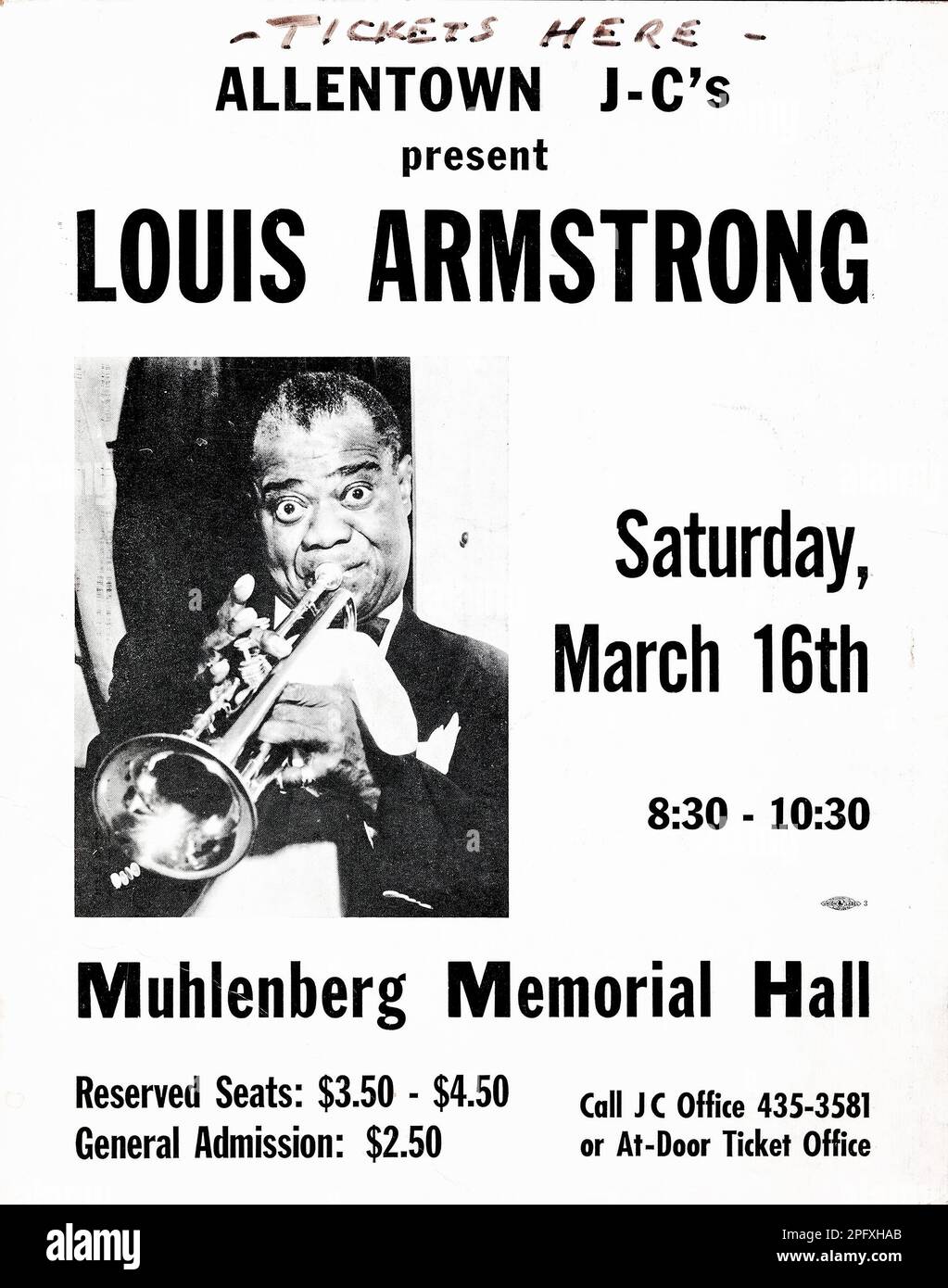 Louis Armstrong - Satchmo - presso la Muhlenberg Memorial Hall (Allentown J-C's, 1956) scheda vetrina Foto Stock