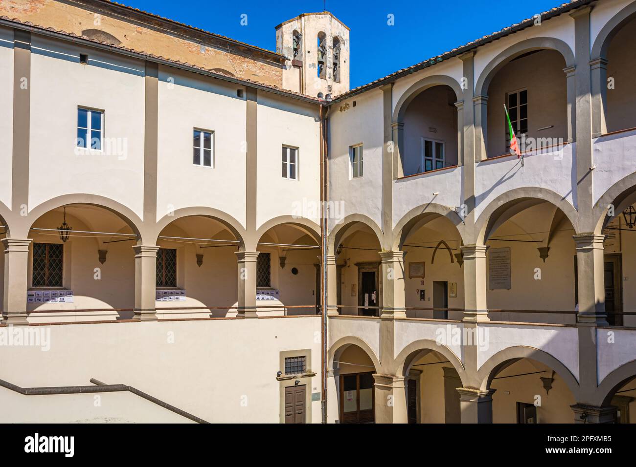 Chiostro della storica chiesa di San Domenico - San Miniato, provincia di Pisa, regione Toscana nel centro Italia - Europa Foto Stock