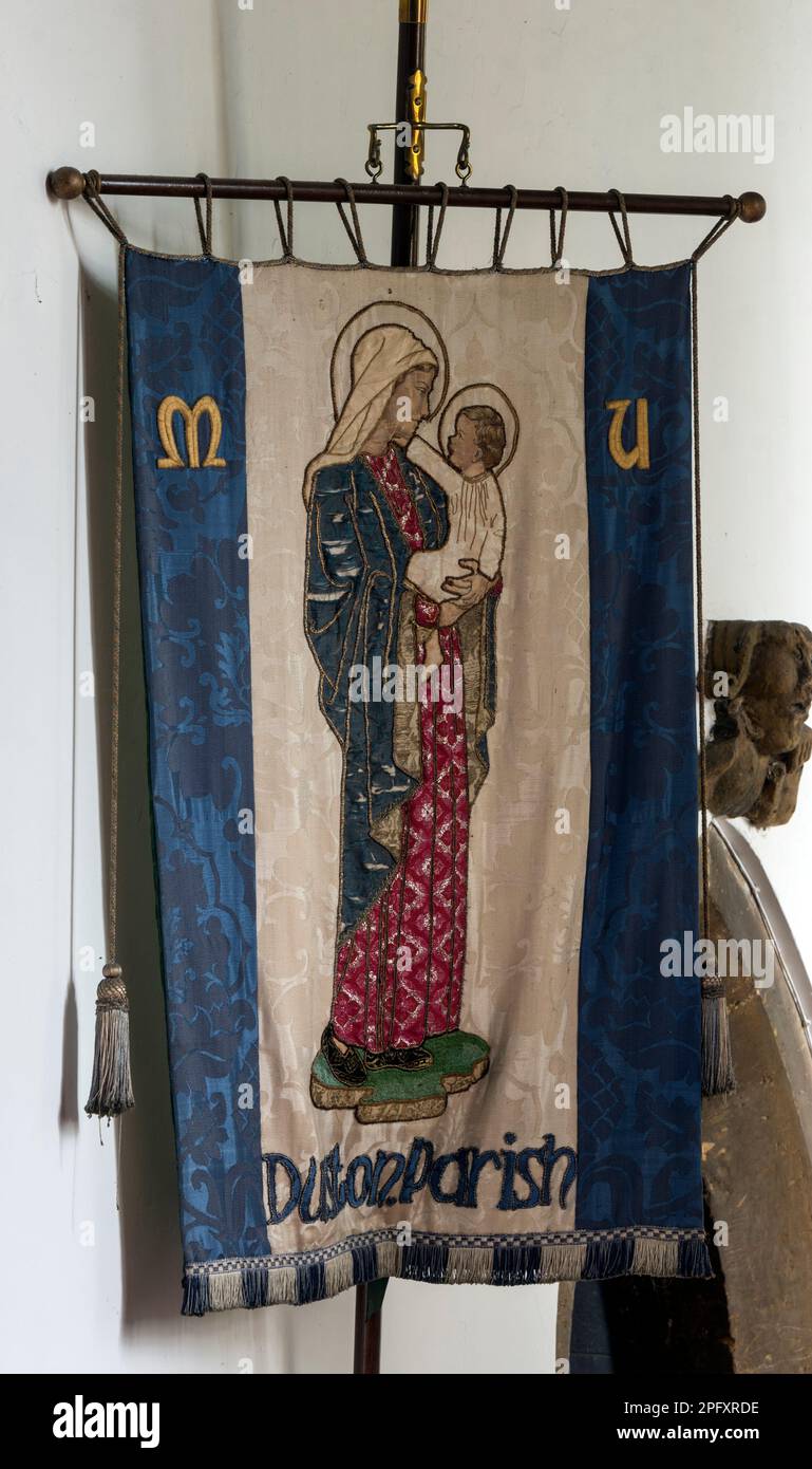 Bandiera dell'Unione delle madri, St. Luke`s Church, Duston, Northamptonshire, Inghilterra, Regno Unito Foto Stock