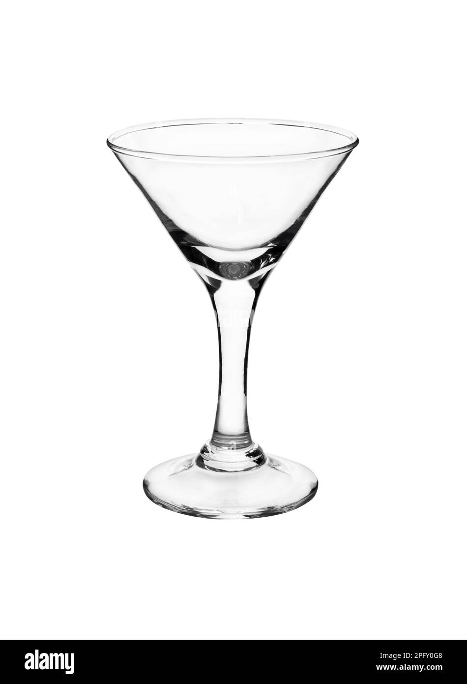 Vetro martini vuoto isolato su sfondo bianco. Calice trasparente in vetro. Foto Stock