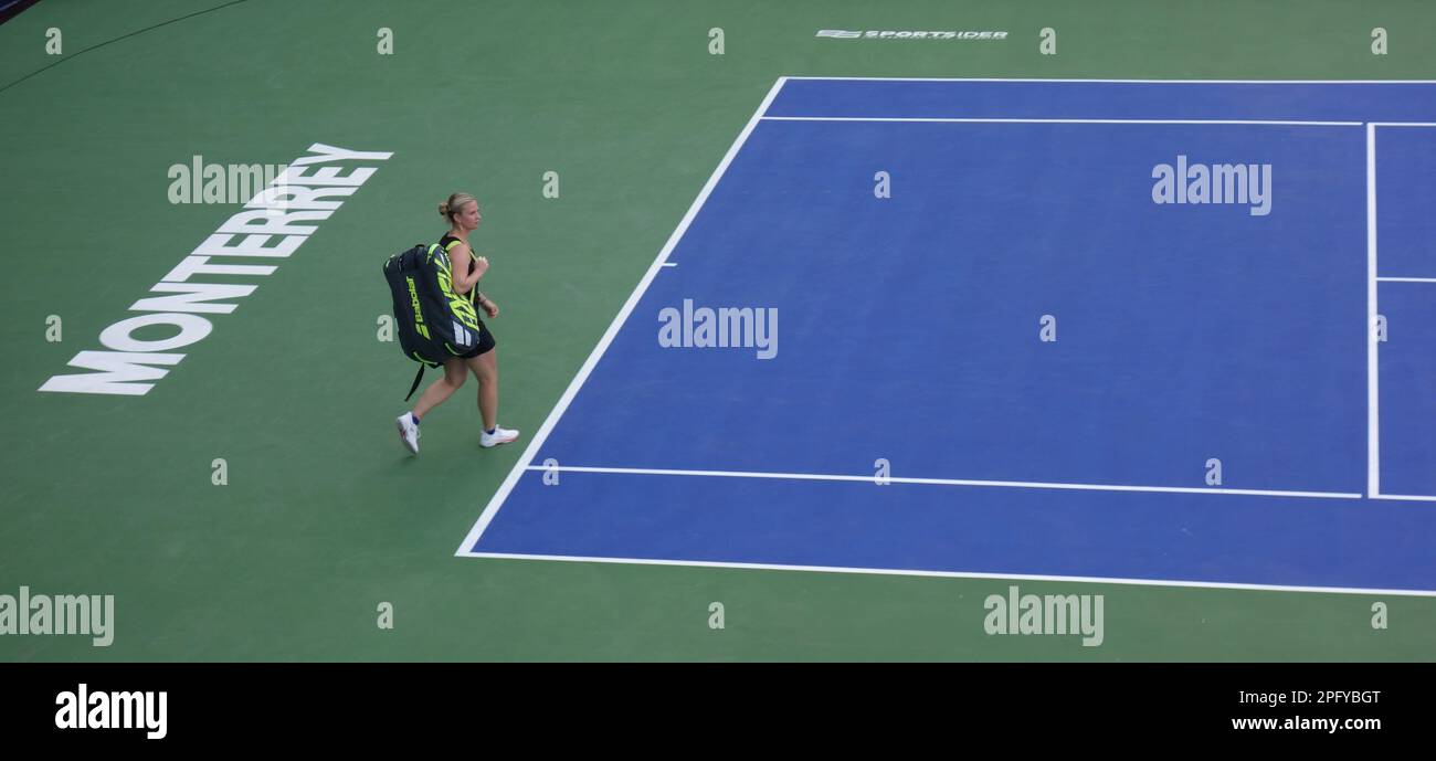 Ysaline Bonaventure arriva in campo per le Quaterfinali nel Monterrey Tennis Open WTA 250 Foto Stock