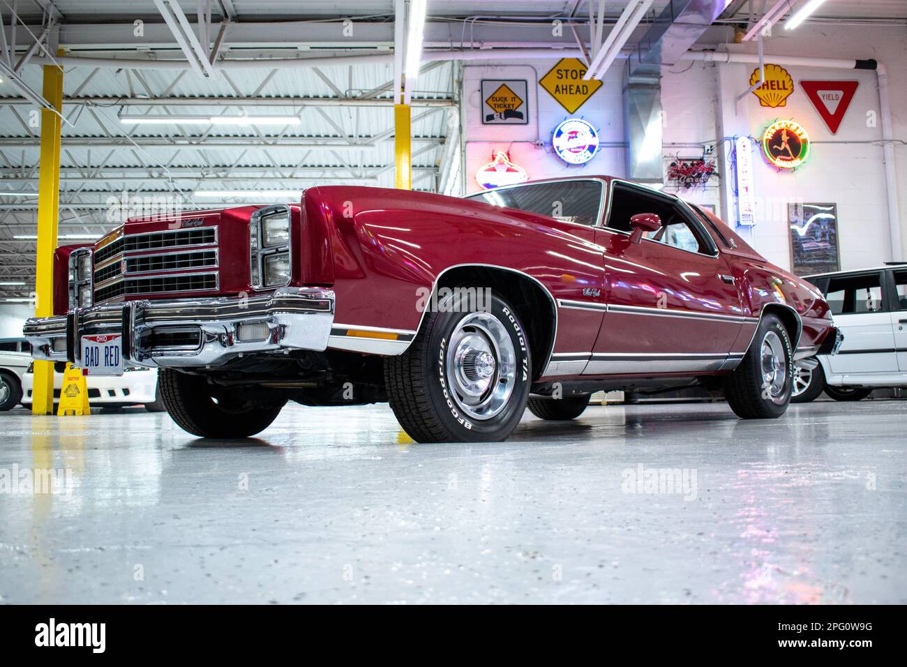 1976 Chevrolet Monte Carlo Landau in una Classic Car Gallery Motorcity Detroit Foto Stock