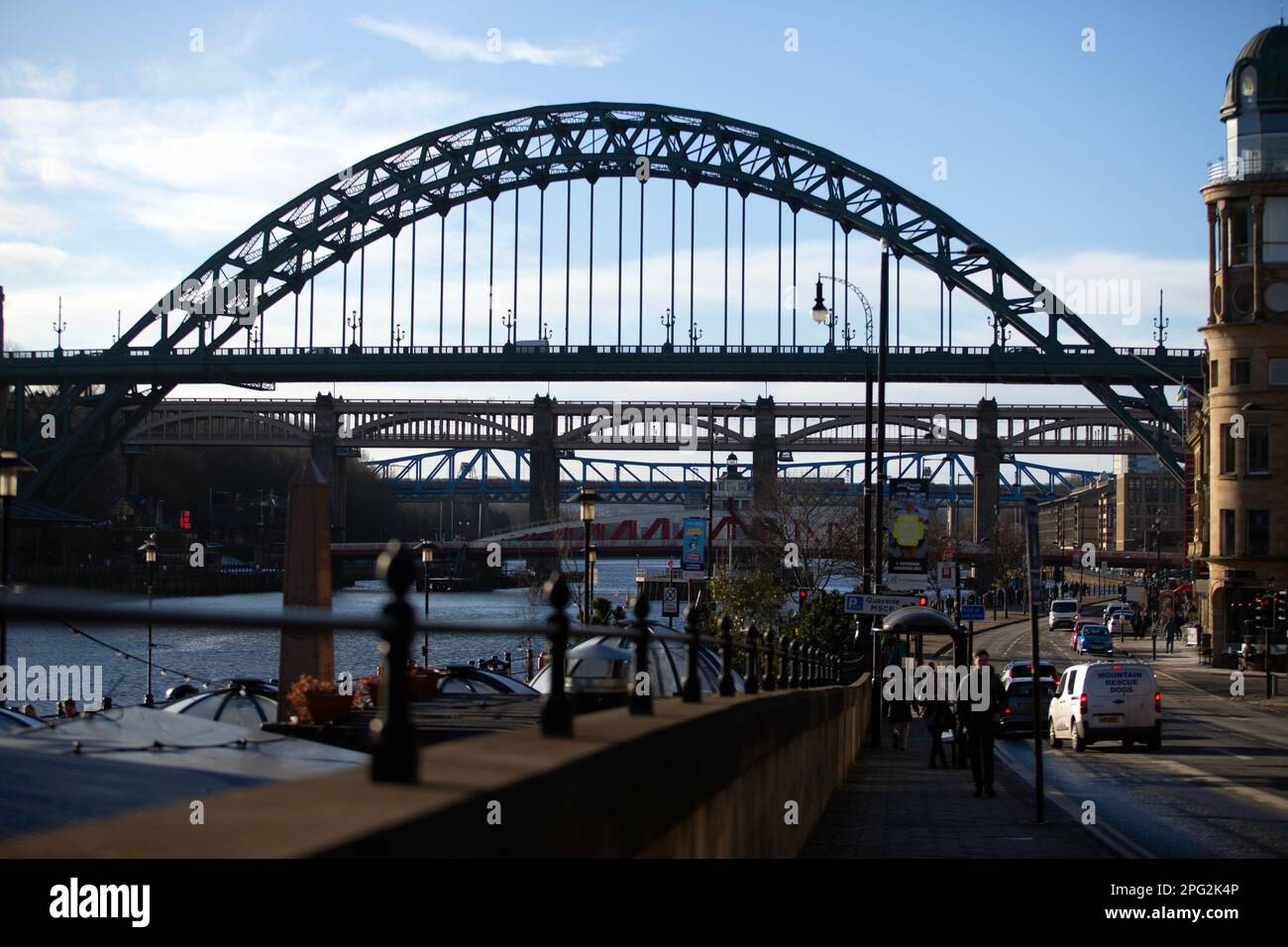 Il Tyne Bridge nella città di Newcastle, nel nord-est di Englnd, che ha ottenuto finanziamenti per importanti lavori di manutenzione. Il Tyne Bridge collega Newcastle up Foto Stock