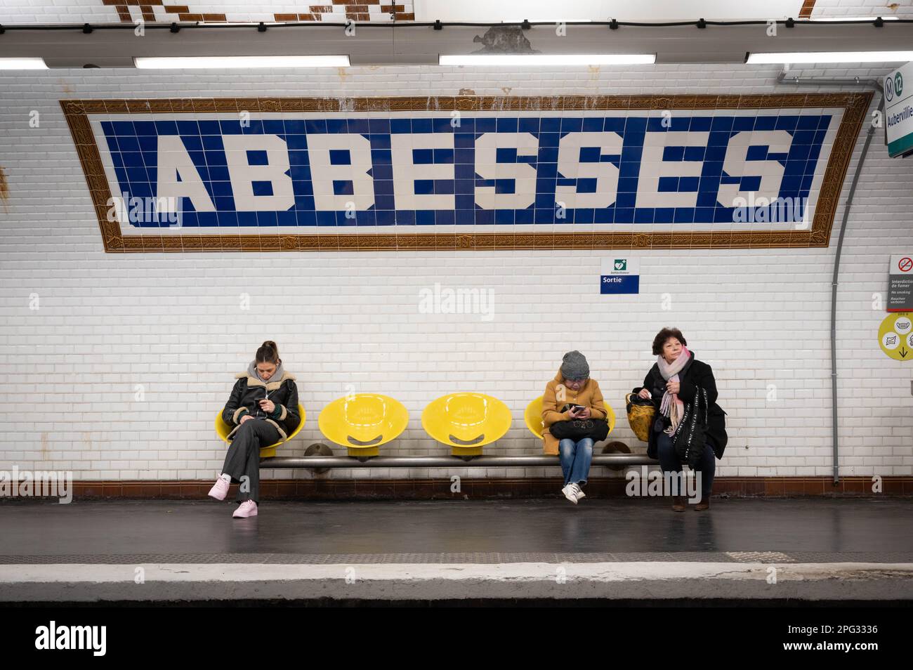 Stazione di Abbesses sulla metropolitana di Parigi, in Francia Foto Stock