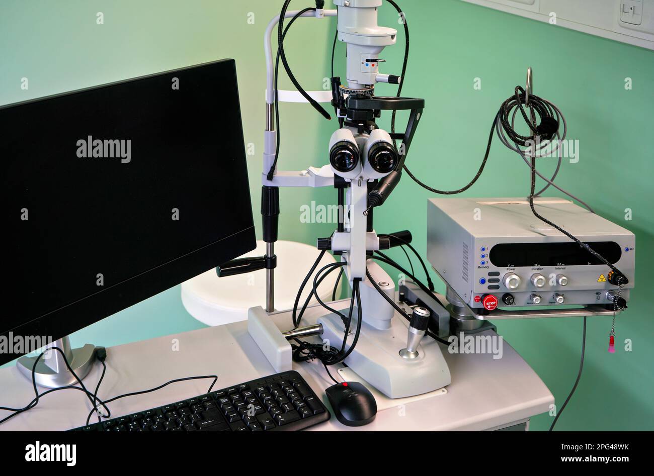 Army mobile laser oftalmology - chirurgia oculare - attrezzature da laboratorio, dettaglio primo piano Foto Stock