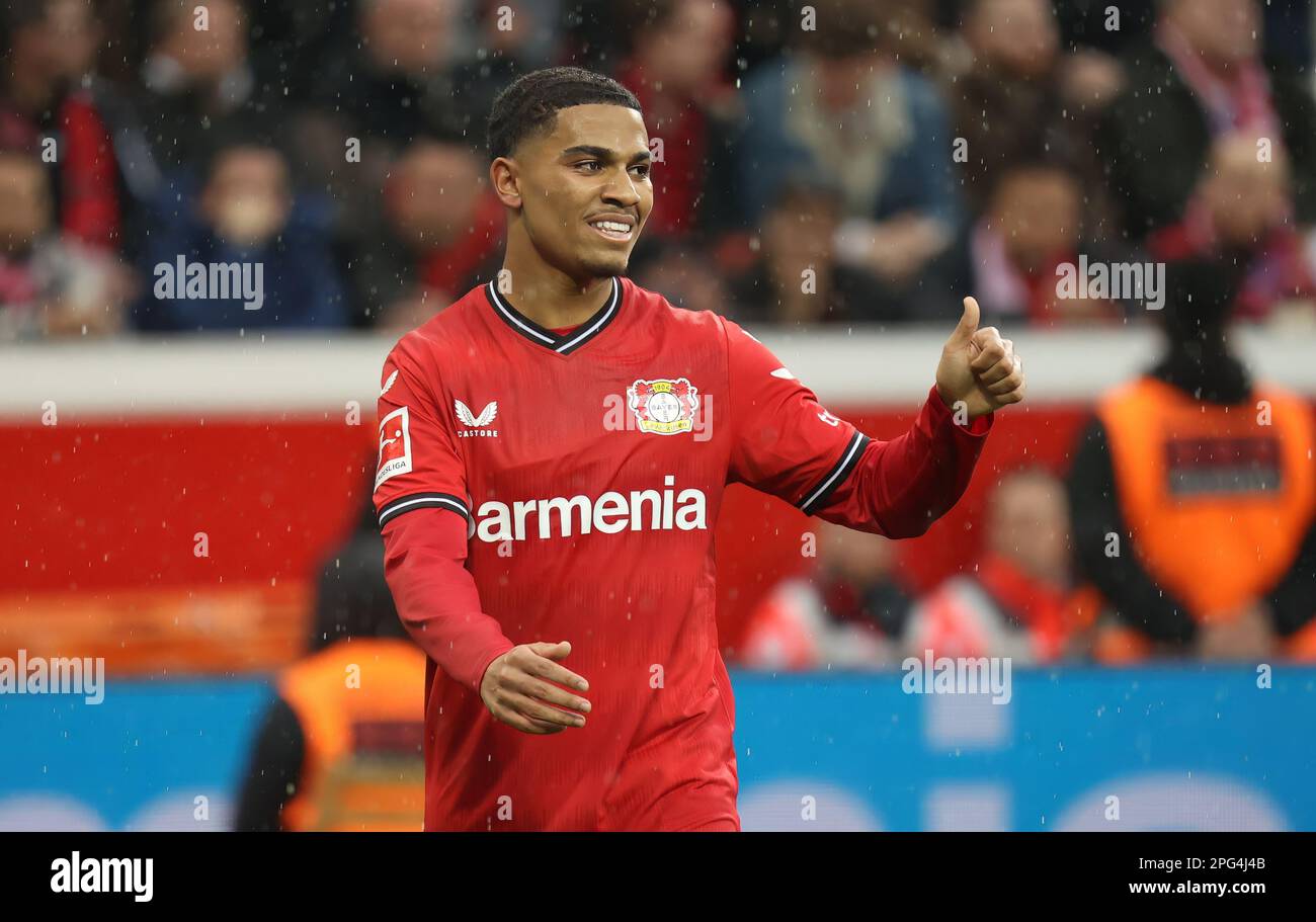 Leverkusen, Germania. 19th Mar, 2023. Amine Adli (Bayer), Leverkusen, Germania. 19th Mar, 2023. 1. Bundesliga, giorno 25, Bayer 04 Leverkusen - FC Bayern München. LE NORMATIVE DFL VIETANO QUALSIASI USO DI FOTOGRAFIE COME SEQUENZE DI IMMAGINI E/O QUASI-VIDEO Credit: Juergen Schwarz/Alamy Live News Foto Stock