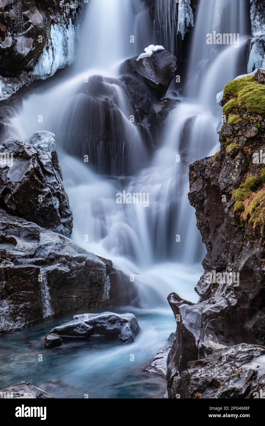 Cascata di Fossardalur, Djúpivogur, Islanda Foto Stock
