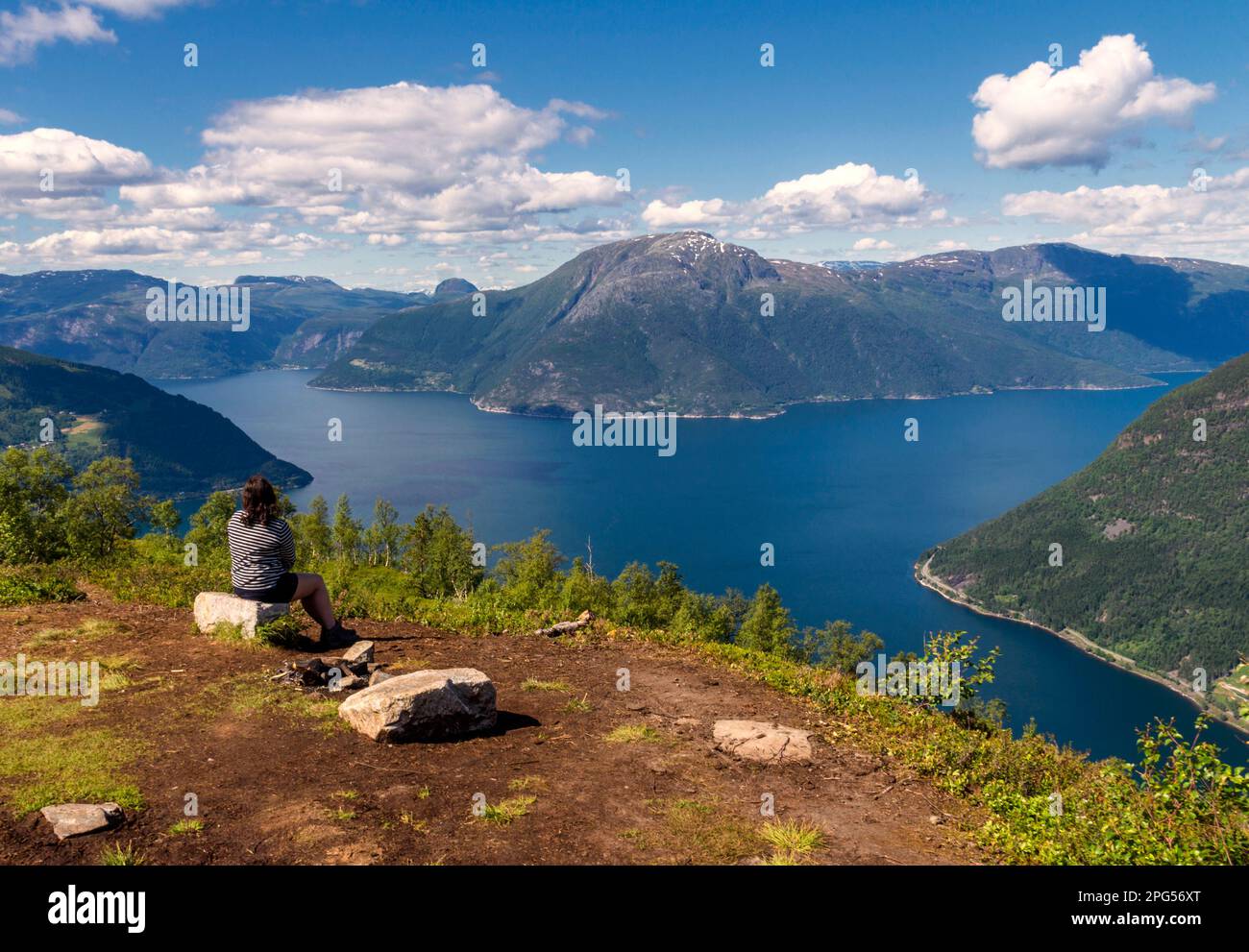 Hardangerfjorden, Odda, Norvegia Foto Stock