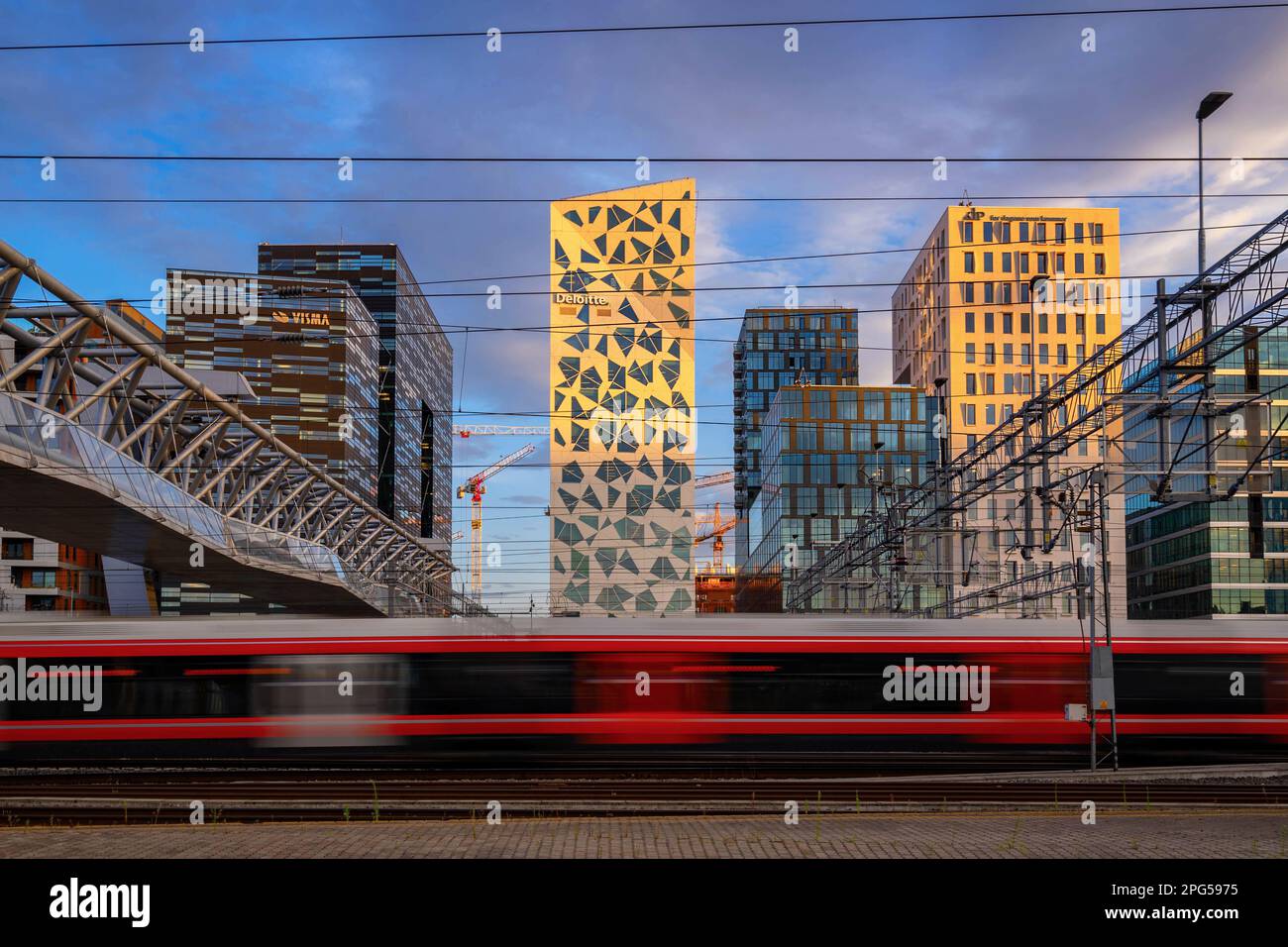 Moderna archetettura di codici a barre, Oslo Norvegia Foto Stock