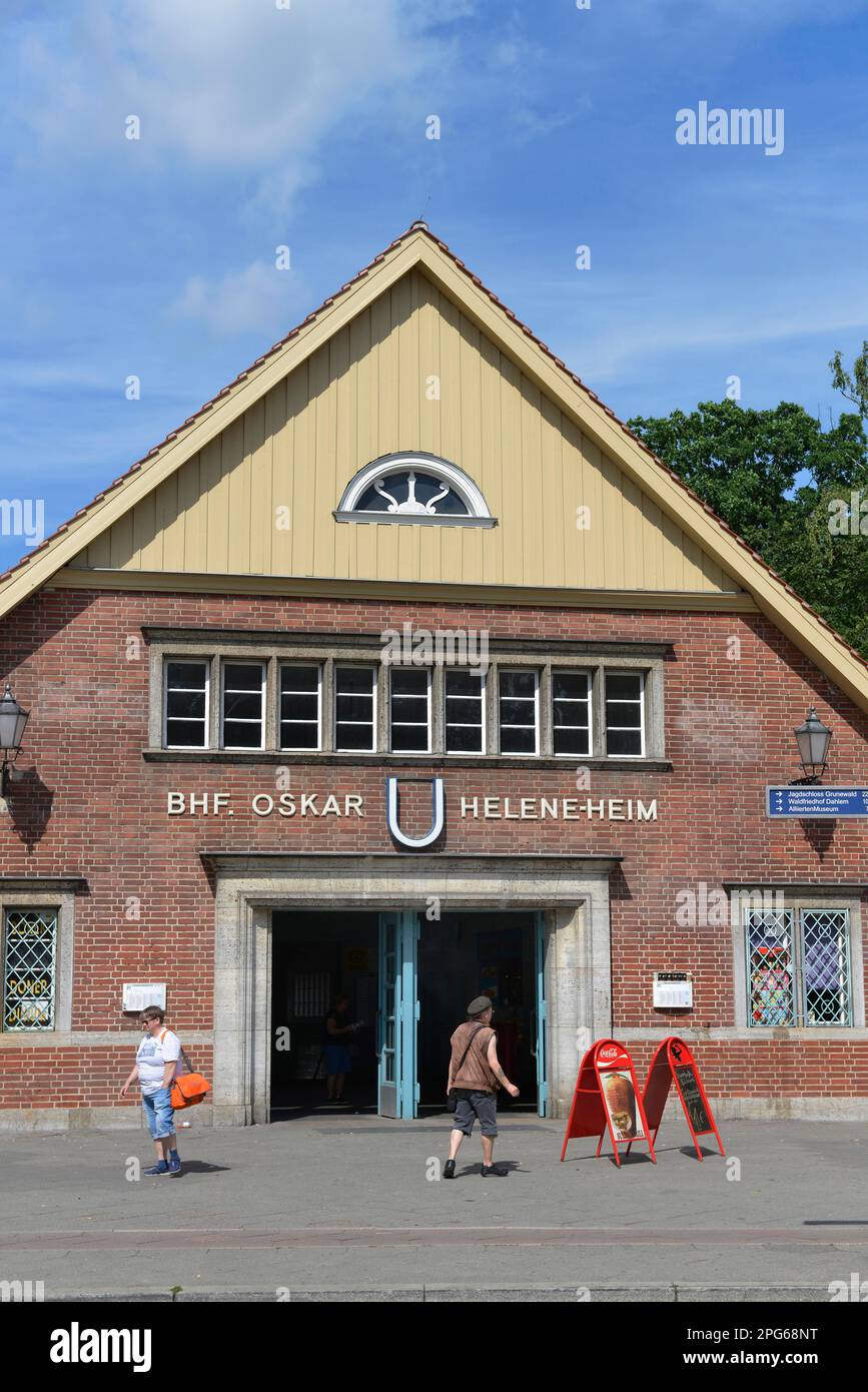 Stazione della metropolitana Oskar-Helene-Heim, Dahlem, Steglitz-Zehlendorf, Berlino, Germania Foto Stock