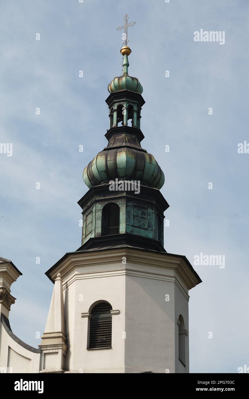 La facciata della chiesa di San Bernardino de Siena a Cracovia, Polonia Foto Stock