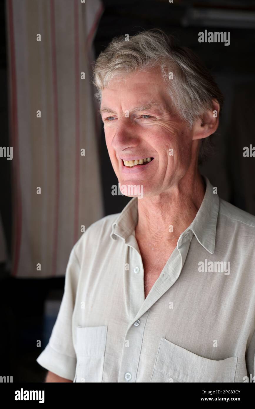 Rory Young, al suo laboratorio presso la College Farm di Cirencester. Foto Stock