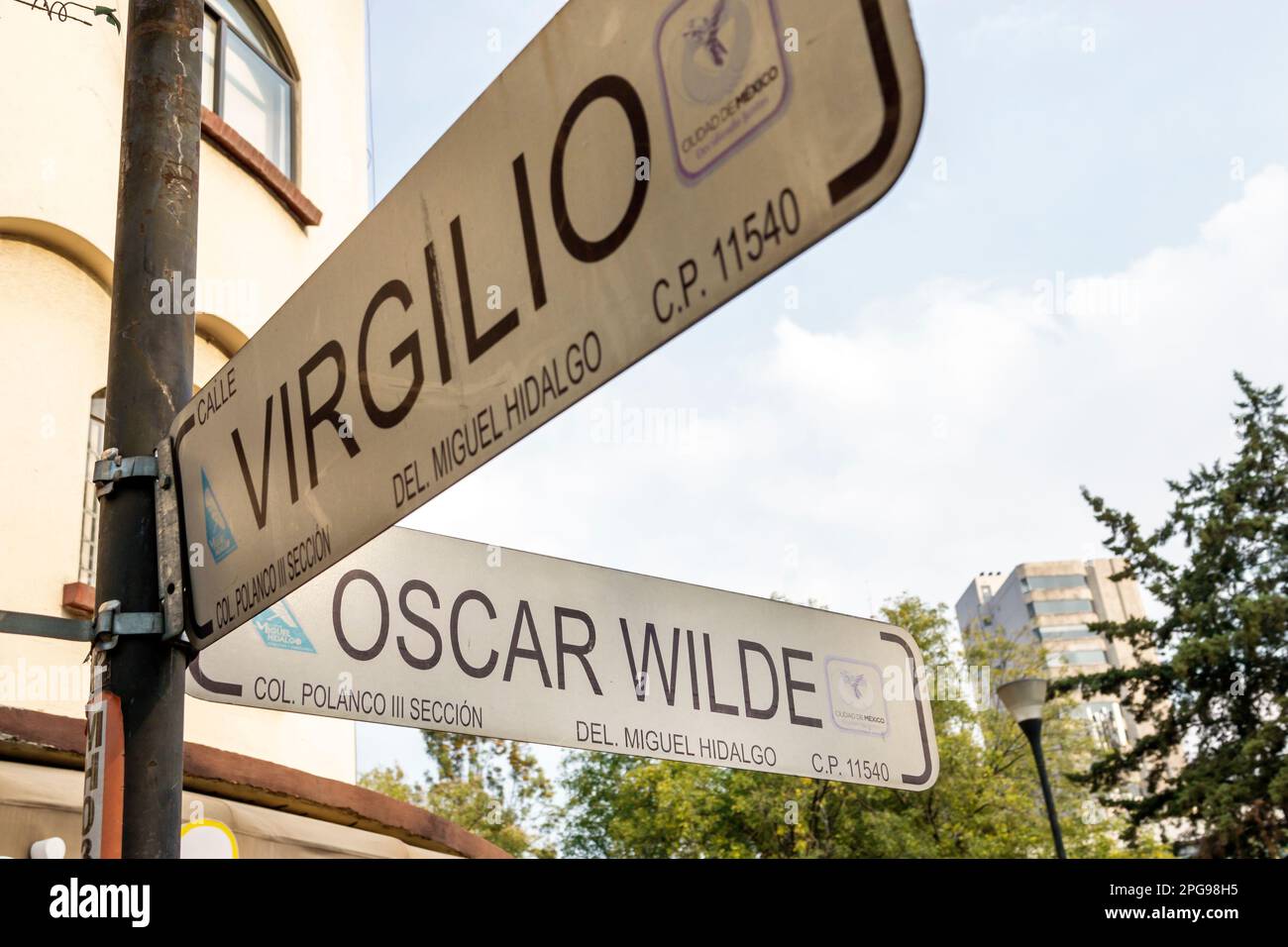 Città del Messico, Polanco, cartello stradale Calle Oscar Wilde Virgilio Virgilio, cartello segnaletica informazioni Foto Stock