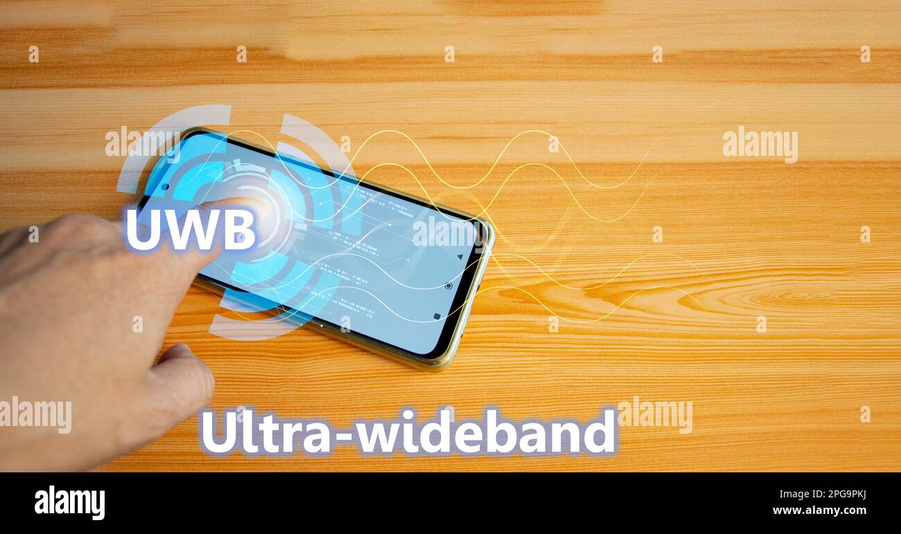 UWB a banda ultra larga è una tecnologia di comunicazione radio a corto raggio su larghezze di banda di 500MHz o superiori e a frequenze molto elevate. In generale, funziona Foto Stock