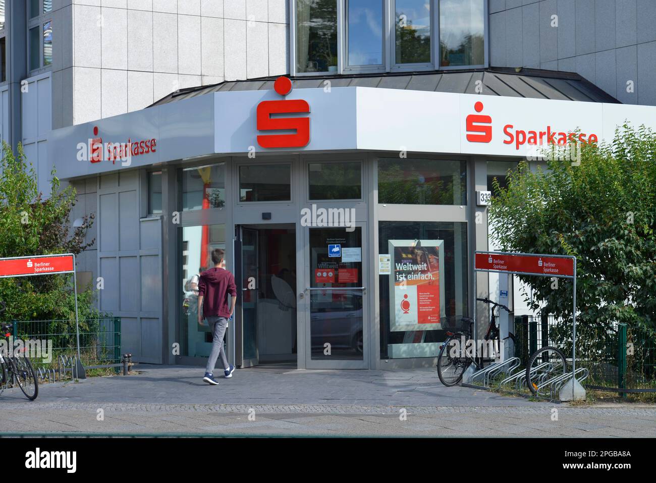 Sparkasse, Johannisthaler Chaussee, Gropiusstadt, Neukoelln, Berlino, Germania Foto Stock