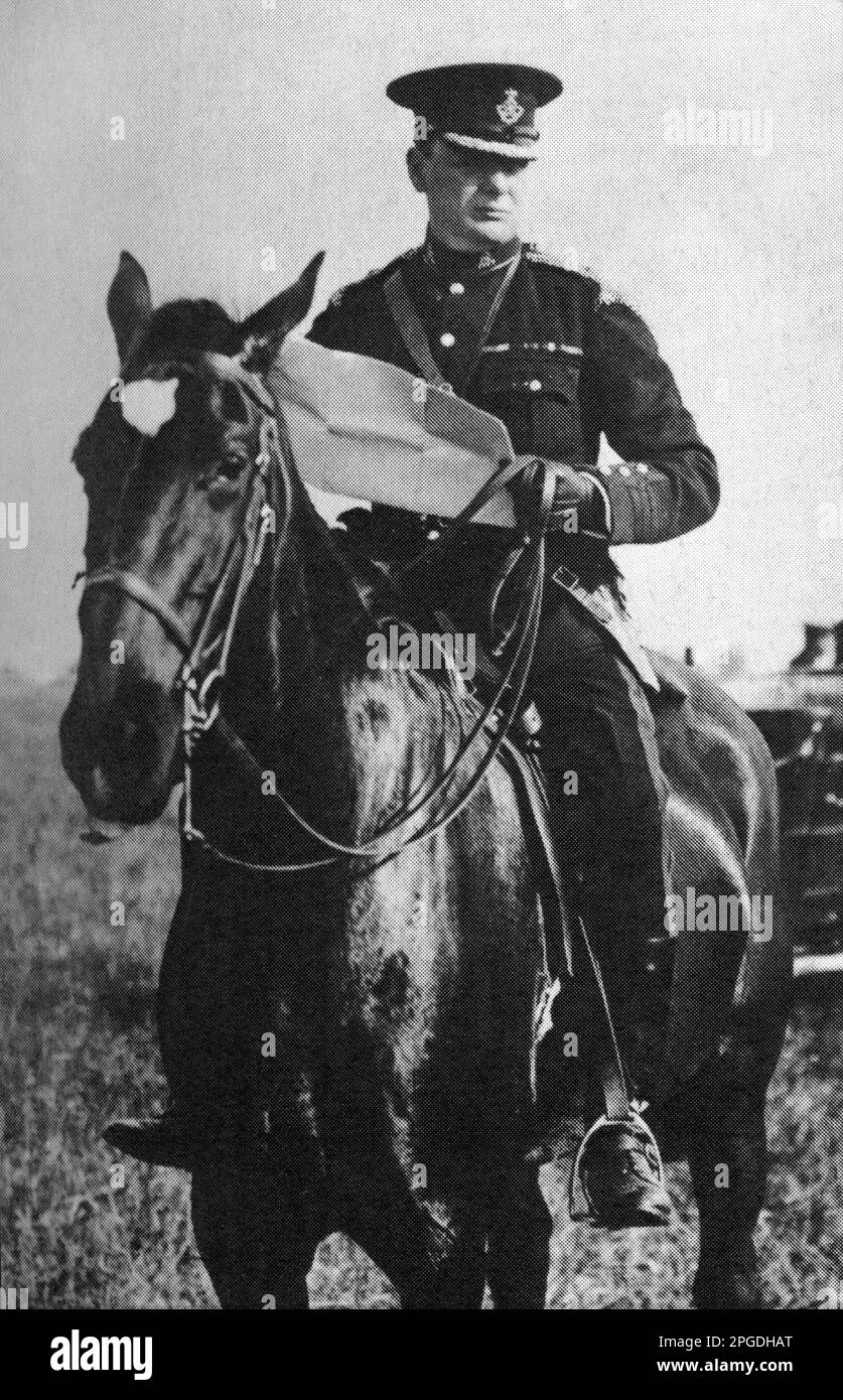 Winston Churchill come ufficiale di riserva nel proprio Oxfordshire Hussars della regina. 1910 Foto Stock