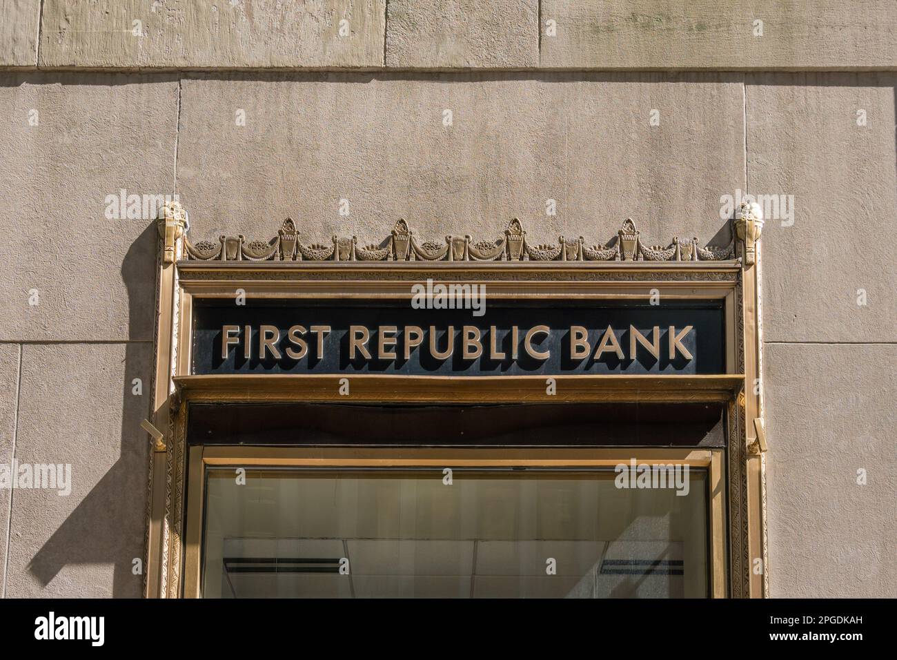 Boston, ma, US-MaBoston, ma, US-marzo 21, 2023: Segnale First Republic Bank Foto Stock