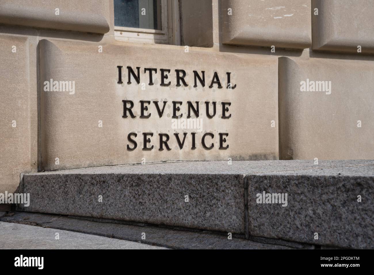 Firma presso l'Internal Revenue Service di Washington, DC Foto Stock
