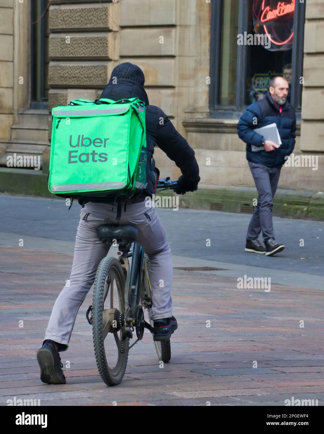 Deliveroo ciclista sulla Style Mile Foto Stock