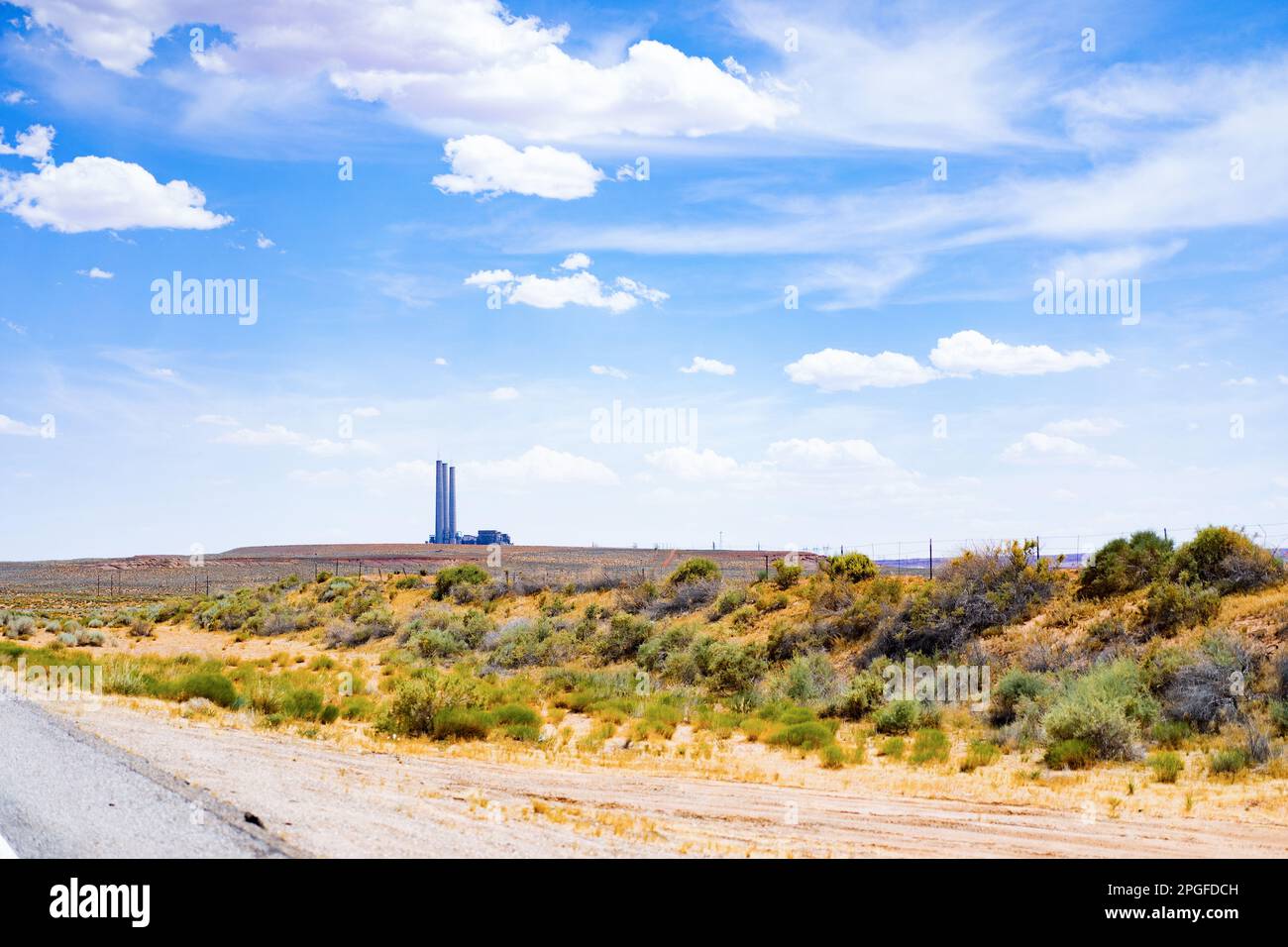 La strada in Arizona, un viaggio in strada negli Stati Uniti. Foto Stock