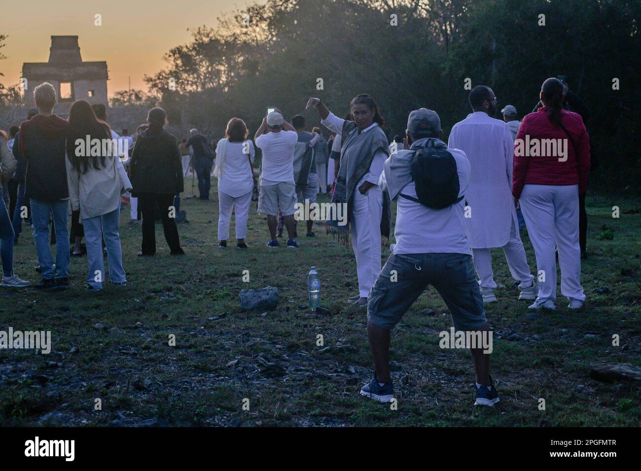 Non esclusiva: DZIBILCHALTUN, YUCATAN, MESSICO - 21 MARZO: Come ogni anno, il 21 marzo, è stato possibile apprezzare l'equinozio primaverile nell'archaeo Foto Stock