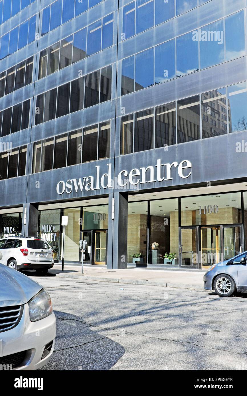 L'Oswald Centre, un grattacielo nel quartiere centrale Nine-Twelve di Cleveland, Ohio, USA, è stato inaugurato nel 1972 ed è la sede centrale dell'Oswald. Foto Stock